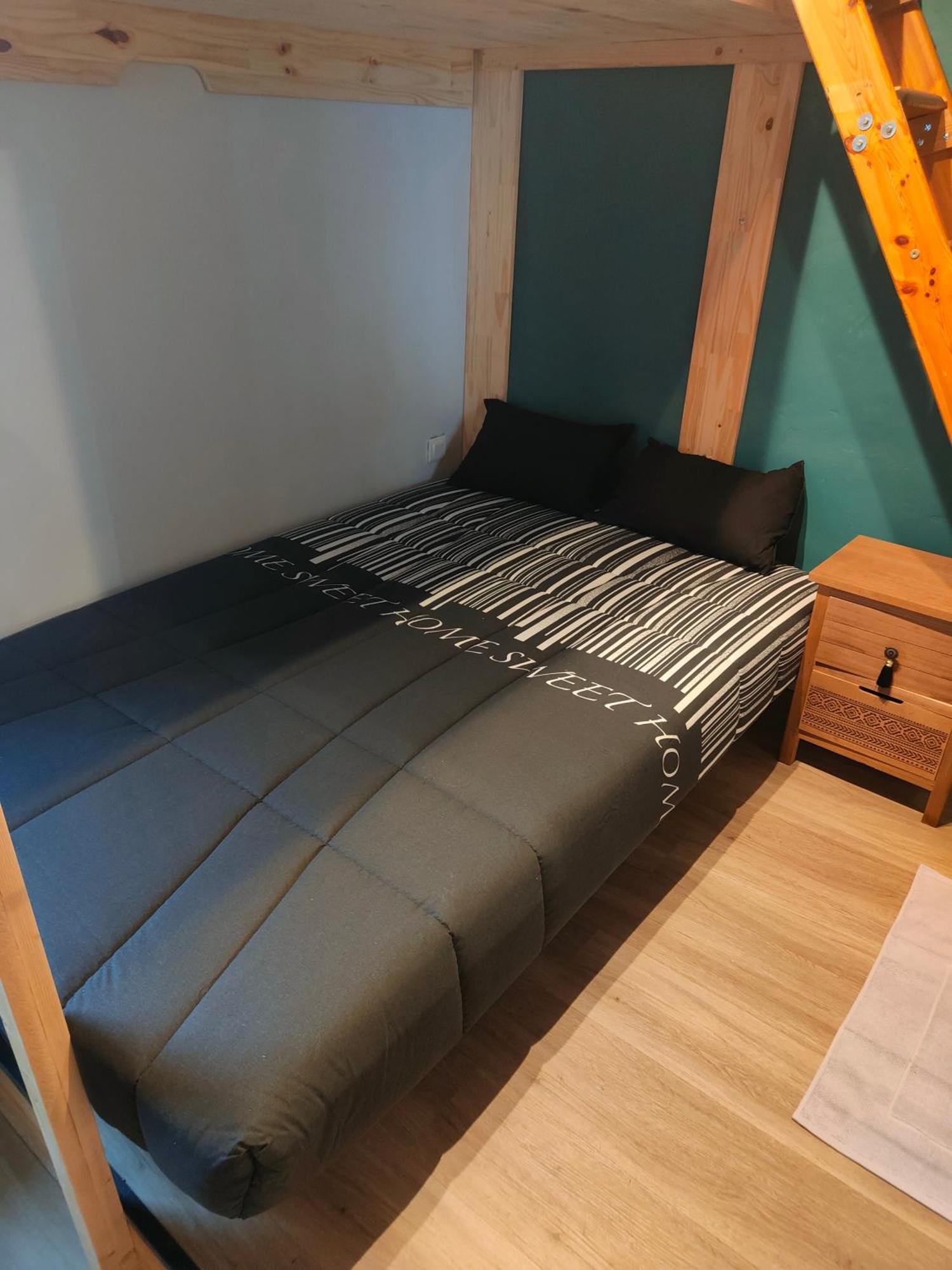 Joli Appartement A มอง-ลูอิส ภายนอก รูปภาพ