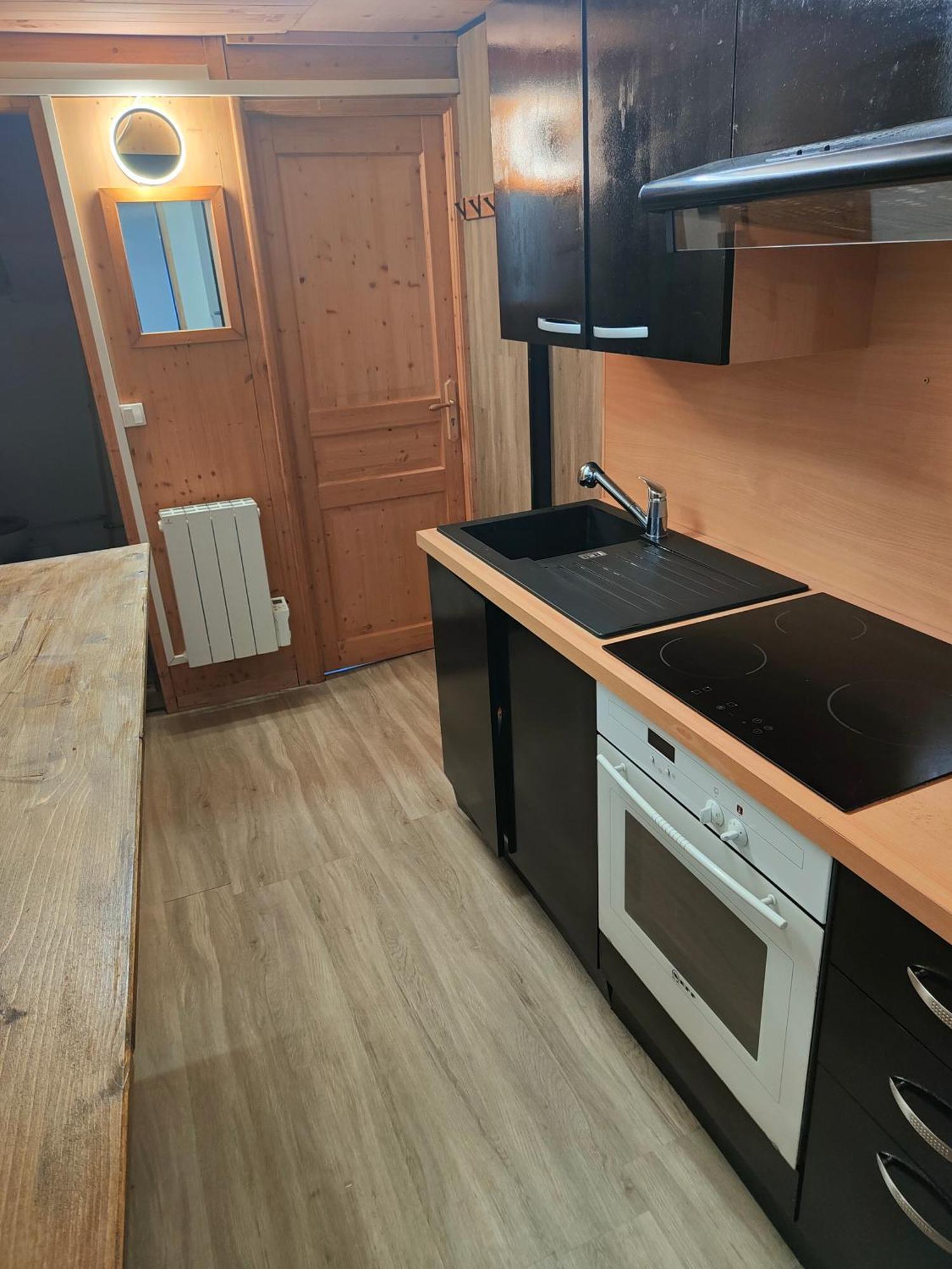 Joli Appartement A มอง-ลูอิส ภายนอก รูปภาพ